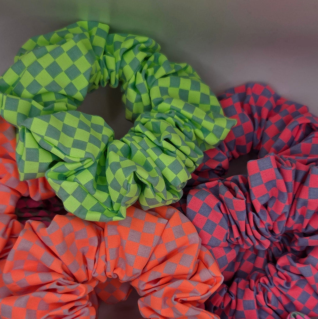 Single Check 2 - Bright green checked hair scrunchie